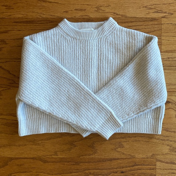 Aritzia Wilfred Cropped Merino Wool Sweater. Size L. NWOT - Picture 4 of 13